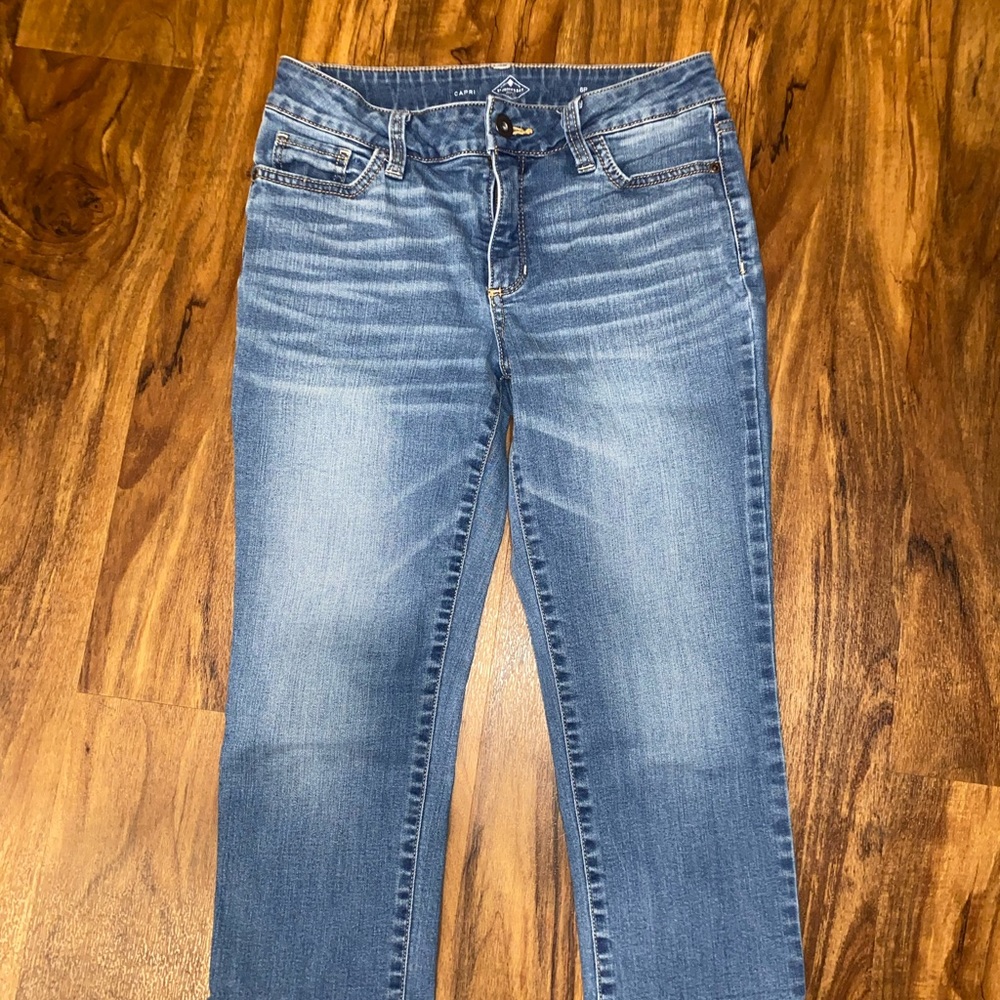 At Johns Bay Capri jeans